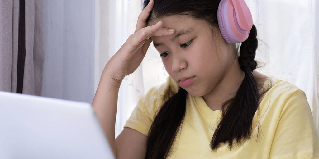 Students Got a Crash Course in Tech During the Pandemic. Now Some Want a Break - EdSurge News - NewsOpener
