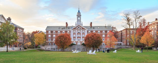 Do the Technophobes and Technophiles Both Need a ‘New Education’?