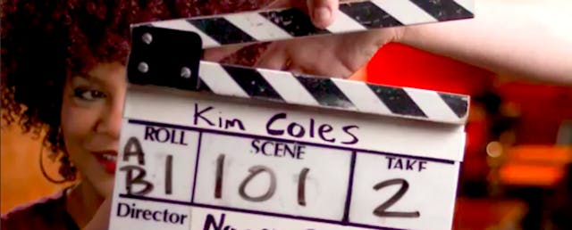 How Much Hollywood Glitz Should Colleges Use in Their Online Courses?