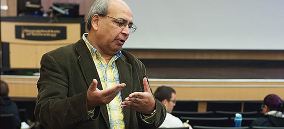 Can a ‘Family of Bots' Reshape College Teaching?