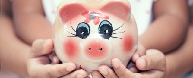 Teaching Kids Finance and Smart Spending With Cryptocurrency