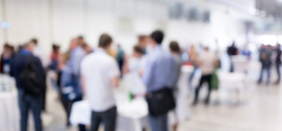 How to Win Jobs and Influence Recruiters: Preparing for a Networking Event