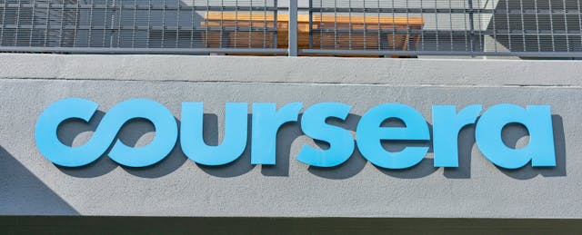 MOOC Pioneer Coursera Tries a New Push: Selling Courseware to Colleges