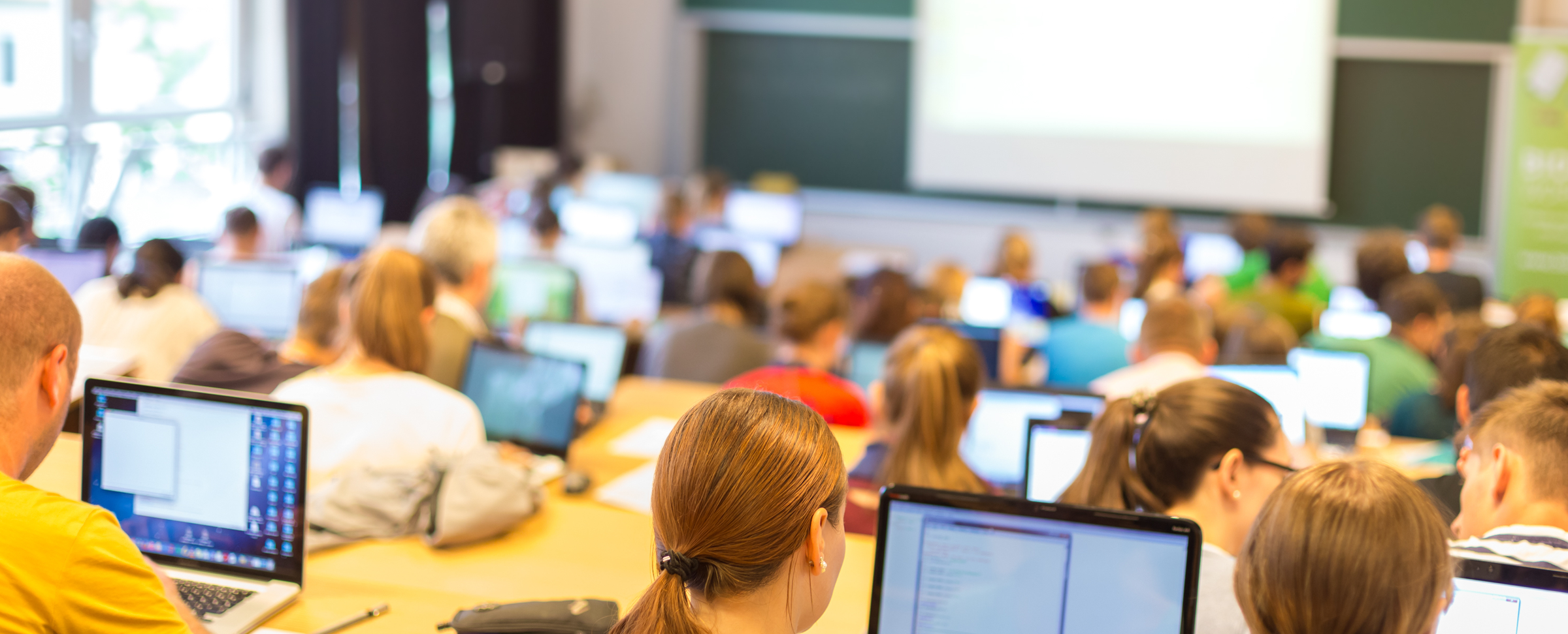 note taking for college students on laptop