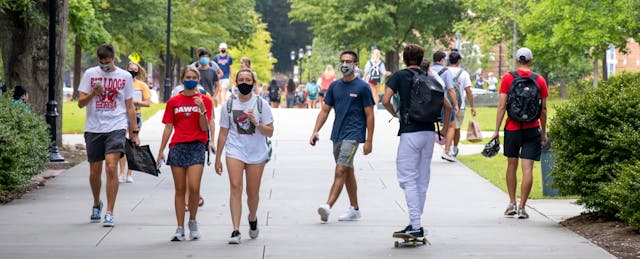 Is This College? Students and Professors Reflect on a 'Weird' First Week of Classes