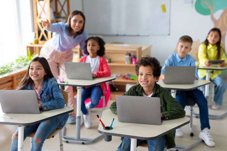 5 Steps to Ensure Your Classroom Technology Refresh Delivers 5 Steps to Ensure Your Classroom Technology Refresh Delivers