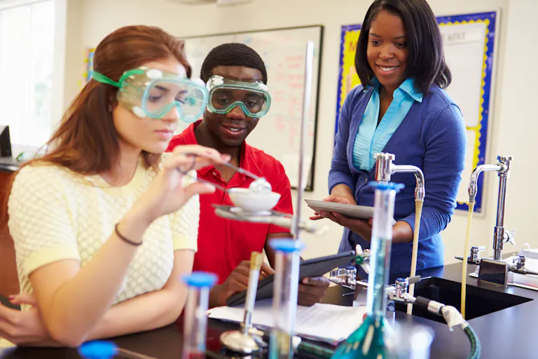 Bringing Better STEM Education to the Rural South Bringing Better STEM Education to the Rural South