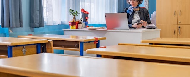 When Students Miss School, Teachers Enjoy Their Jobs Less