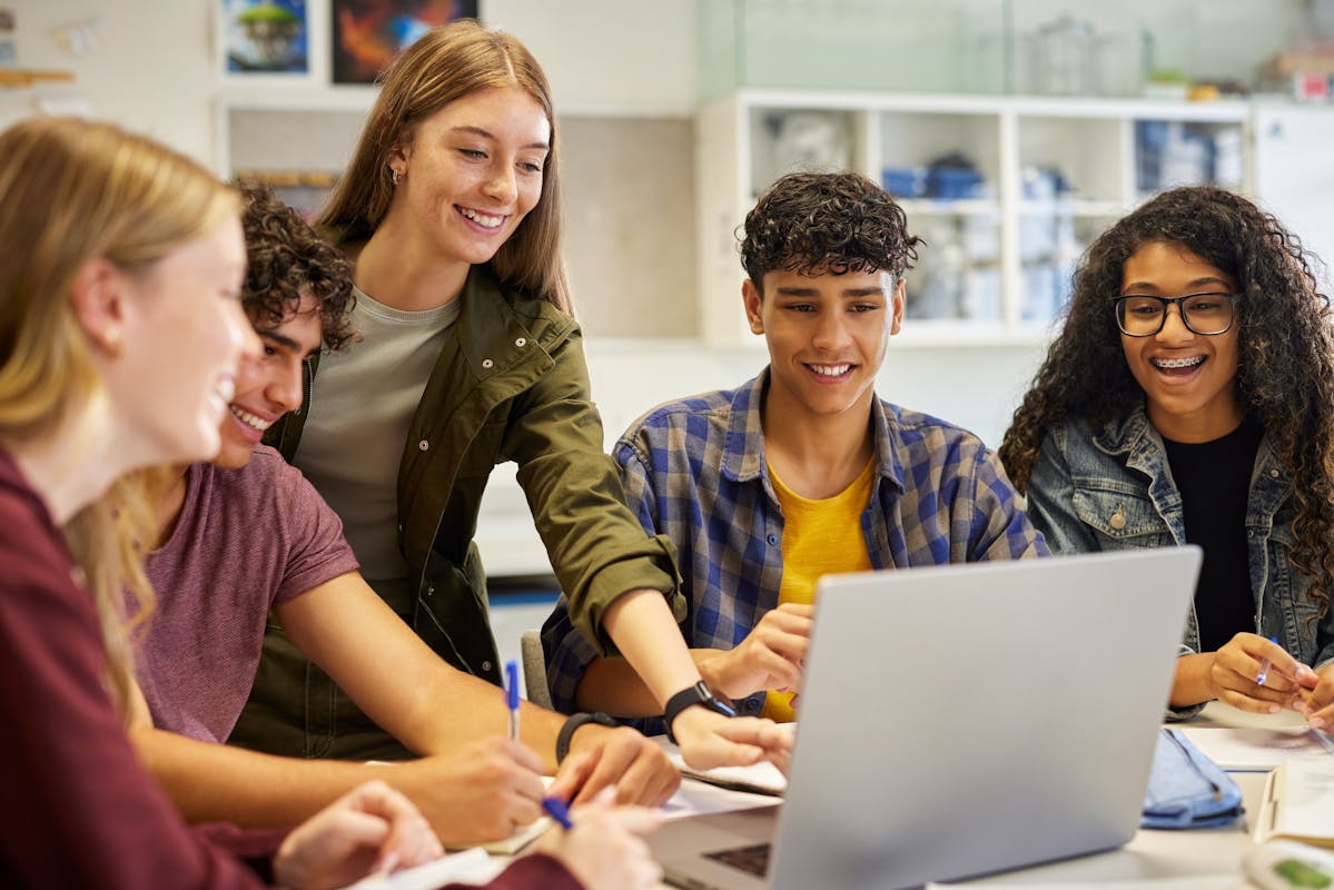 Beyond Easy Answers: How AI Can Deepen Learning