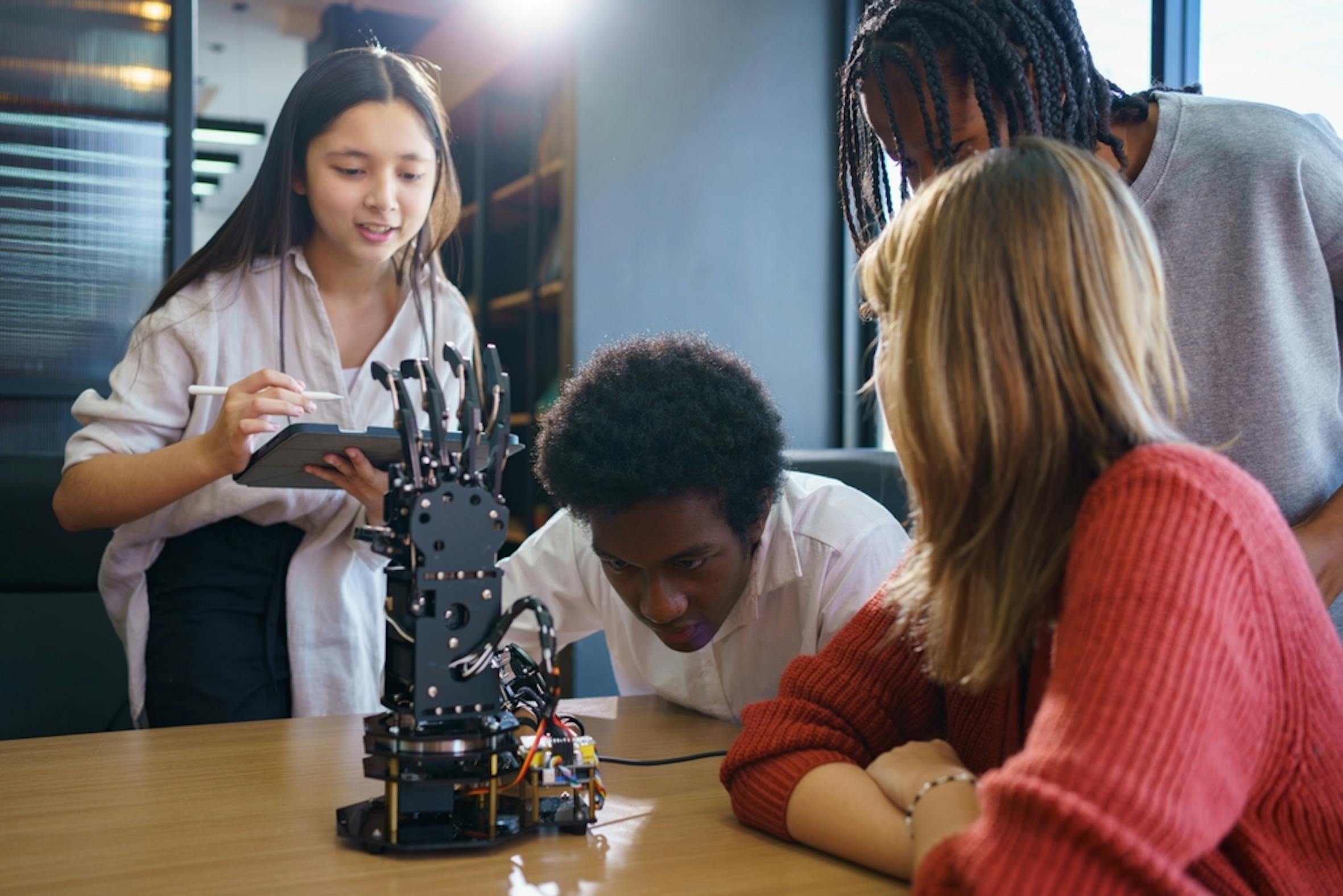 How I Turned Our School’s Tech Lab Into a Space Where Students Thrive ...