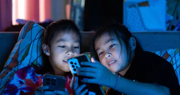 New AAP ‘Screen Time’ Recommendations Focus Less on Screens, More on Family Time