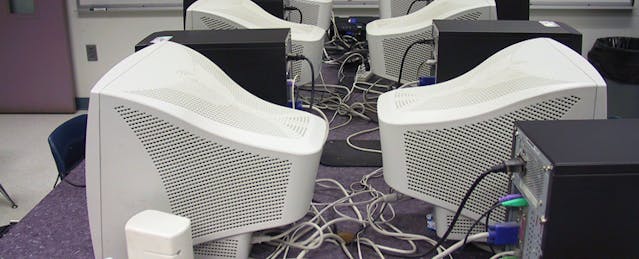 A Reality Check about Computer Labs at Public Schools