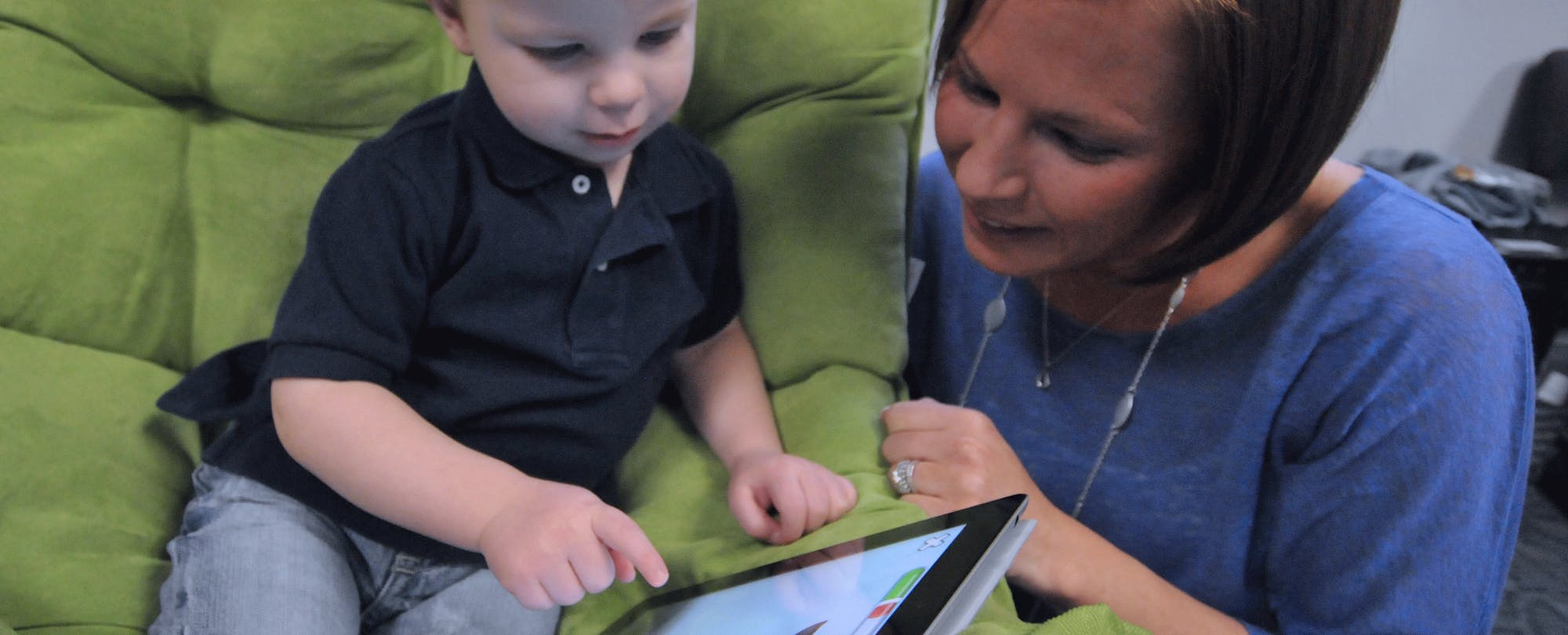 Twelve Days of Devices: Using Technology with Kids Over the Holidays