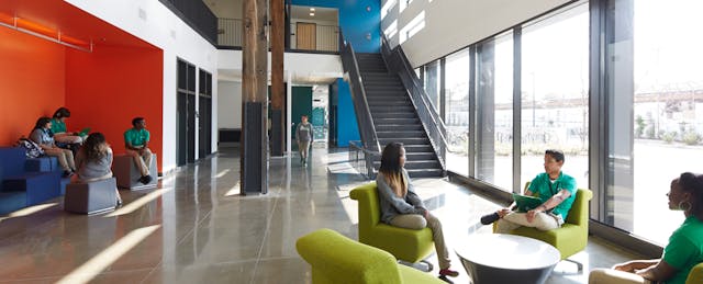 Tear Down This Wall! A New Architecture for Blended Learning Success