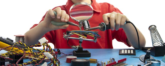 Hobbyists, Scholars and their Learning Environments