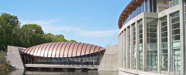 Alice Walton's Crystal Bridges Museum Launches Online Courses and Teacher Training