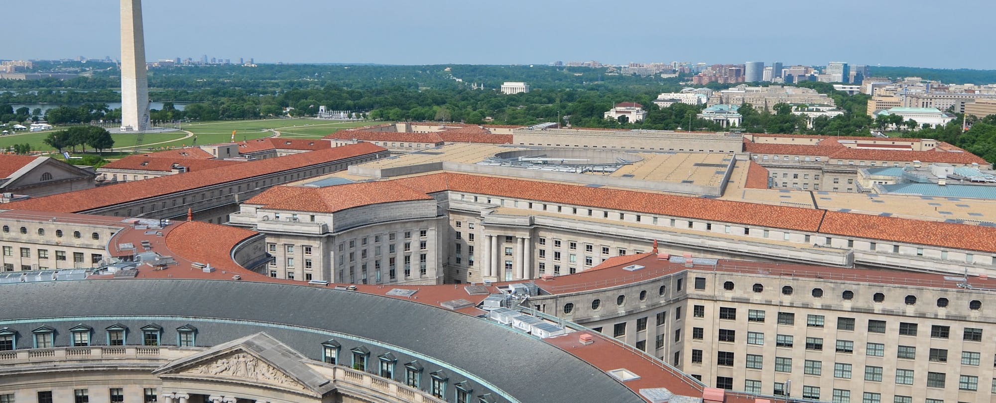 At White House Gathering on Higher-Ed Innovation, Trump Is the Elephant in the Room