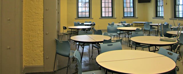 White, Low-Income and Low-Achieving: Ohio Students Struggling in Online Charter Schools