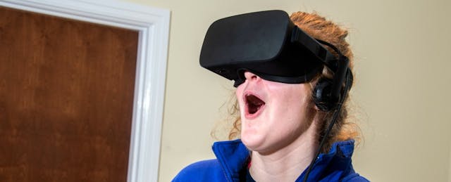 As Instructors Experiment With VR, a Shift From ‘Looking’ to ‘Interacting’