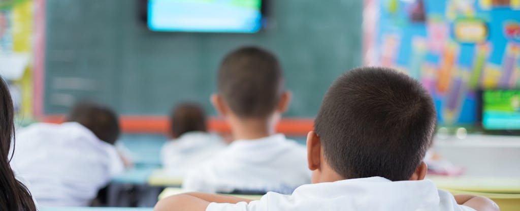 Using Videos to Manage a Rowdy Classroom Smart, Constructive or Simply